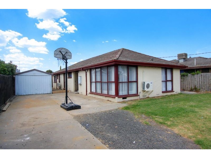 4 Nolan Drive, Epping VIC 3076