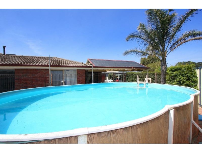 6 Dean Court, Epping VIC 3076