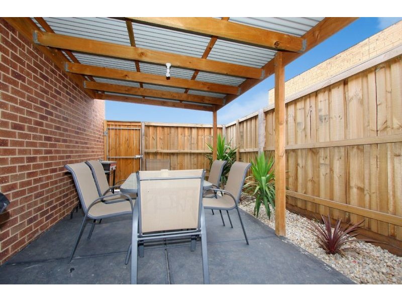 13 Rawlings Terrace, Epping VIC 3076