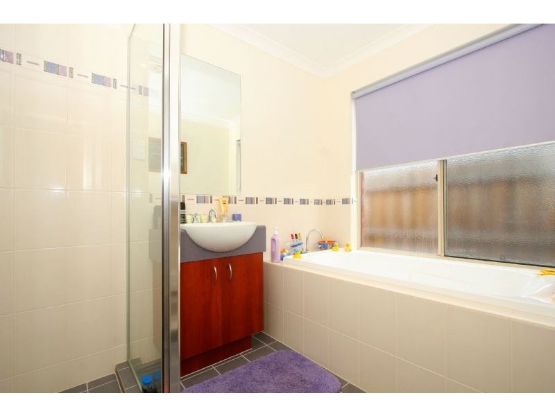 9 Auburn Road, South Morang VIC 3752