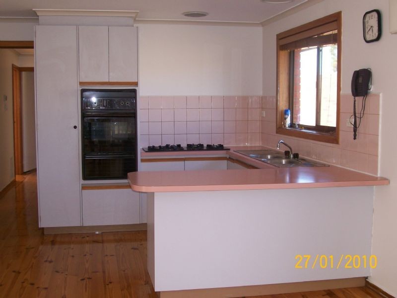 2 Halter Crescent, Epping VIC 3076