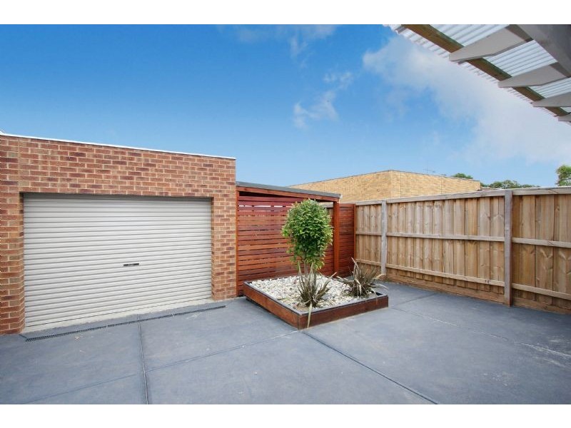 13 Rawlings Terrace, Epping VIC 3076
