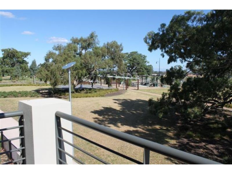 1 Rathdowne Walk, Epping VIC 3076