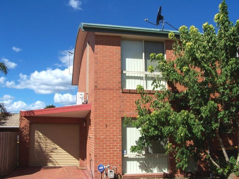 10/83 Rufus Street, Epping VIC 3076