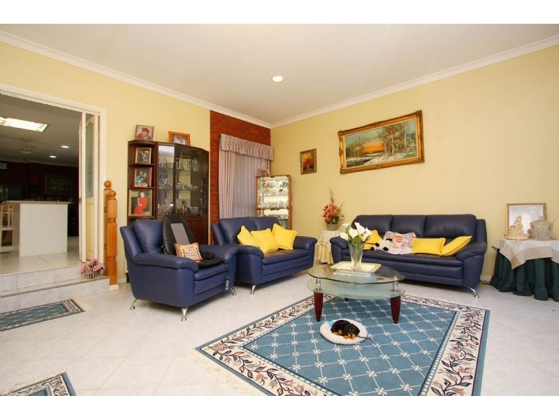 17 Lauren Court, Epping VIC 3076