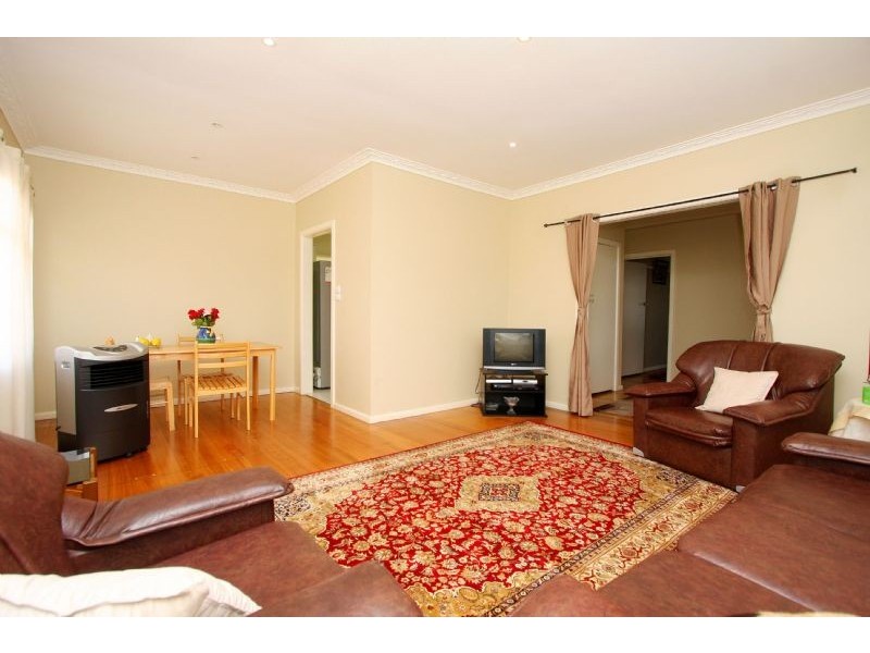 28 Newton Crescent, Lalor VIC 3075