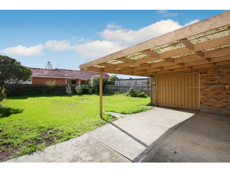 28 Newton Crescent, Lalor VIC 3075