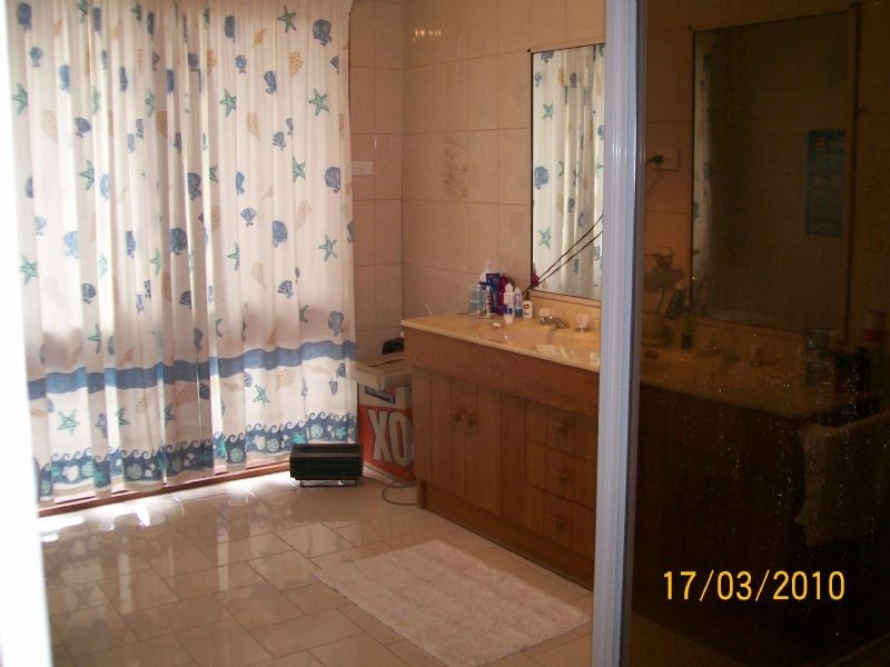 46 Blackman Avenue, Mill Park VIC 3082