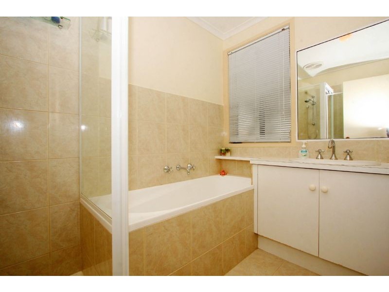 1 Guinea Court, Epping VIC 3076