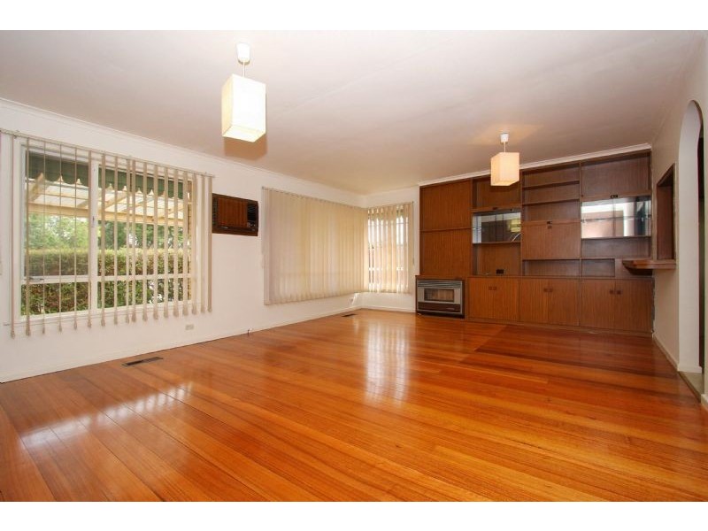 18 Raimeno Street, Lalor VIC 3075