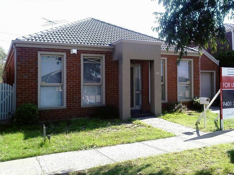 17 St Claire Avenue, South Morang VIC 3752
