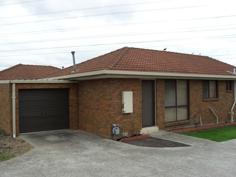 2/221 Childs Road, Mill Park VIC 3082