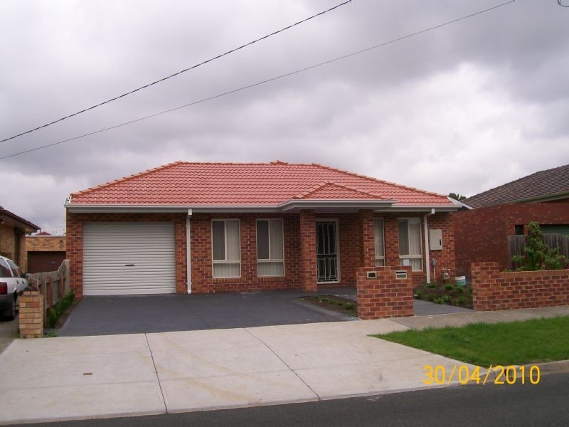 1/43 Derrick Street, Lalor VIC 3075