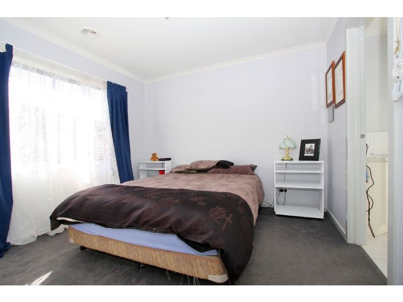 5 Shaftesbury Drive, Epping VIC 3076