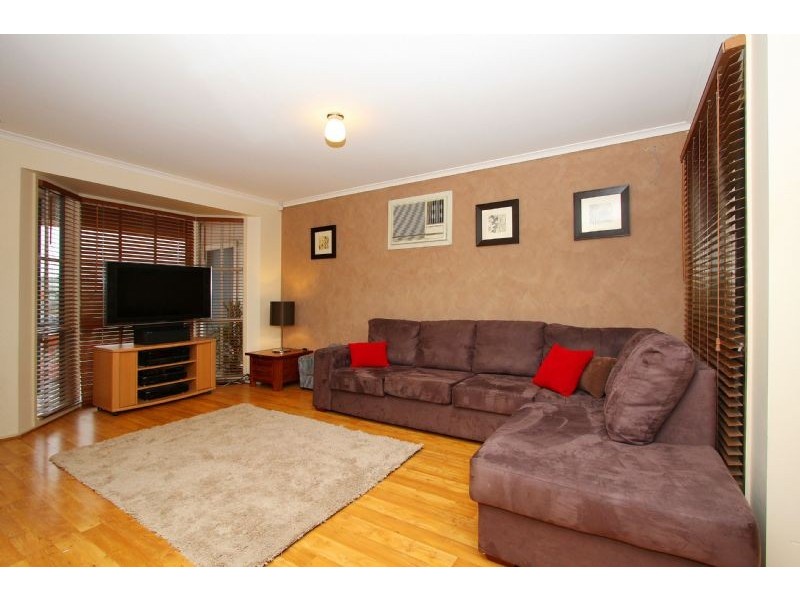 18 Greenview Court, Epping VIC 3076