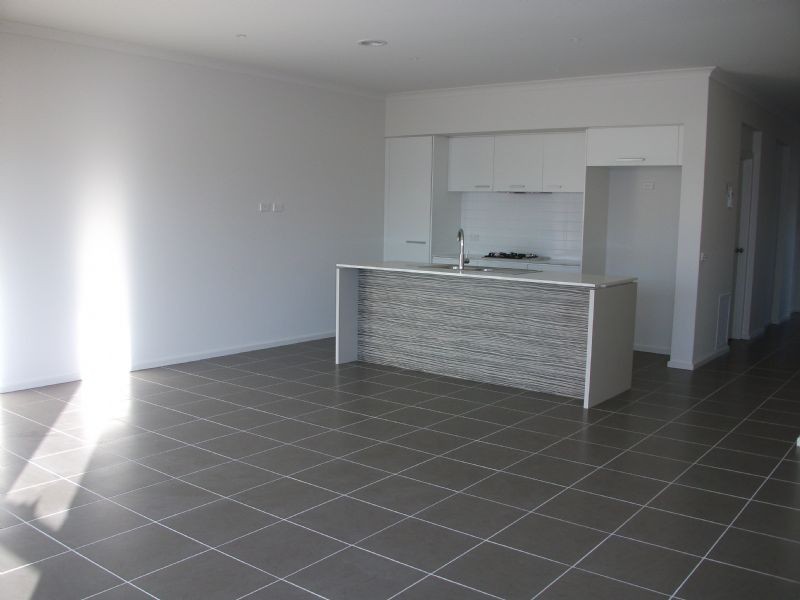 17 Amphion Street, Epping VIC 3076