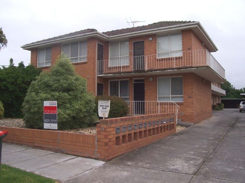 13/36 Woornack Road, Carnegie VIC 3163