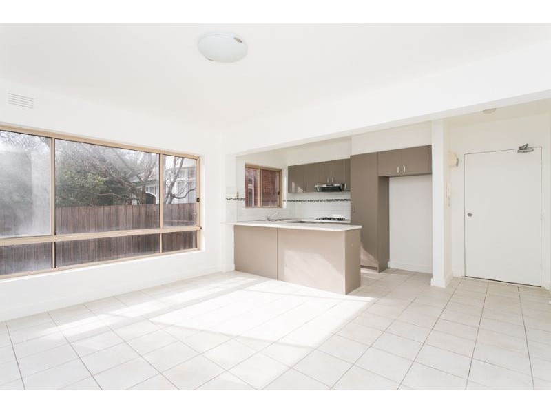 1/35 Carlisle Street, St Kilda VIC 3182
