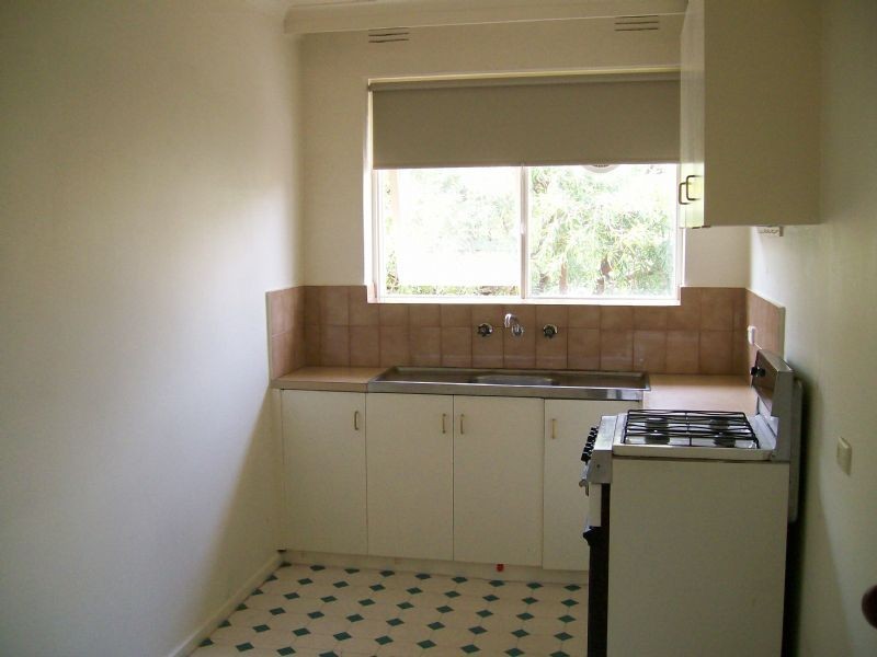 8/49 Ulupna Road, Ormond VIC 3204