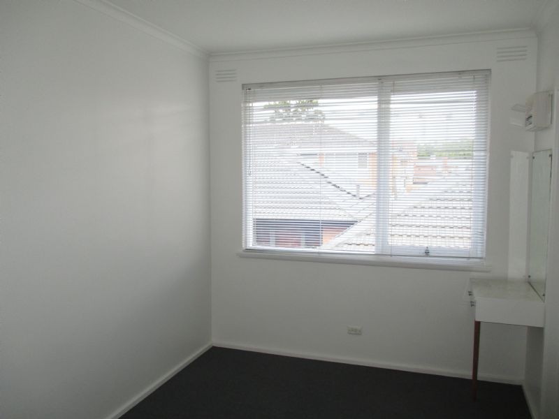 16/11 Rosedale Avenue, Glen Huntly VIC 3163