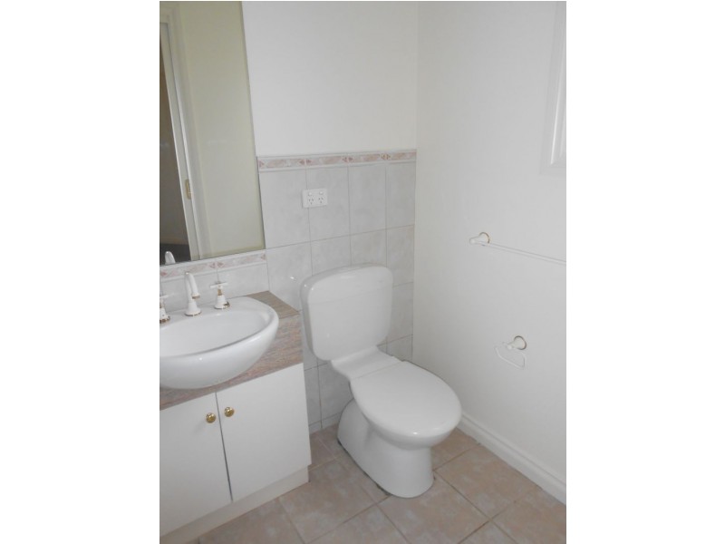 2/33-35 Woodville Avenue, Glen Huntly VIC 3163