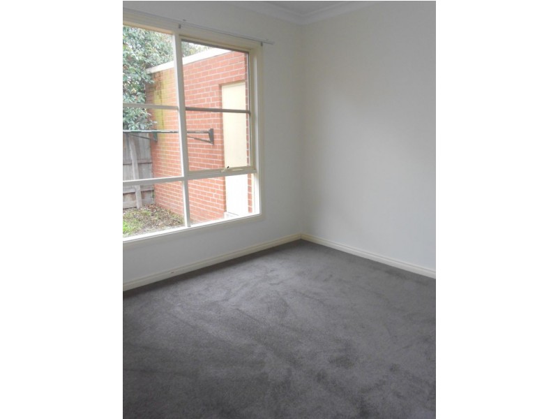 2/33-35 Woodville Avenue, Glen Huntly VIC 3163