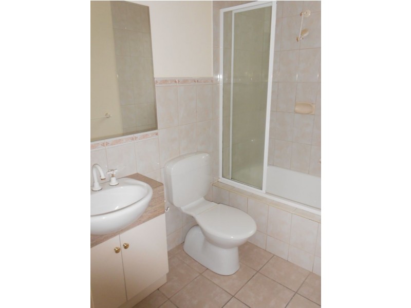 2/33-35 Woodville Avenue, Glen Huntly VIC 3163