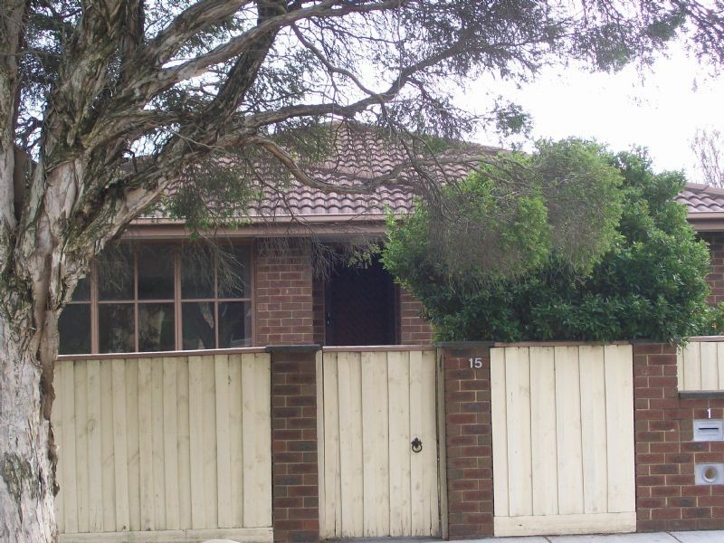 1/15 Oakleigh Road, Carnegie VIC 3163