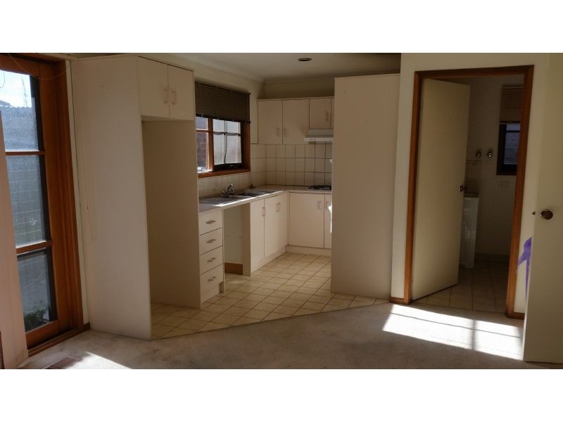 1/15 Oakleigh Road, Carnegie VIC 3163