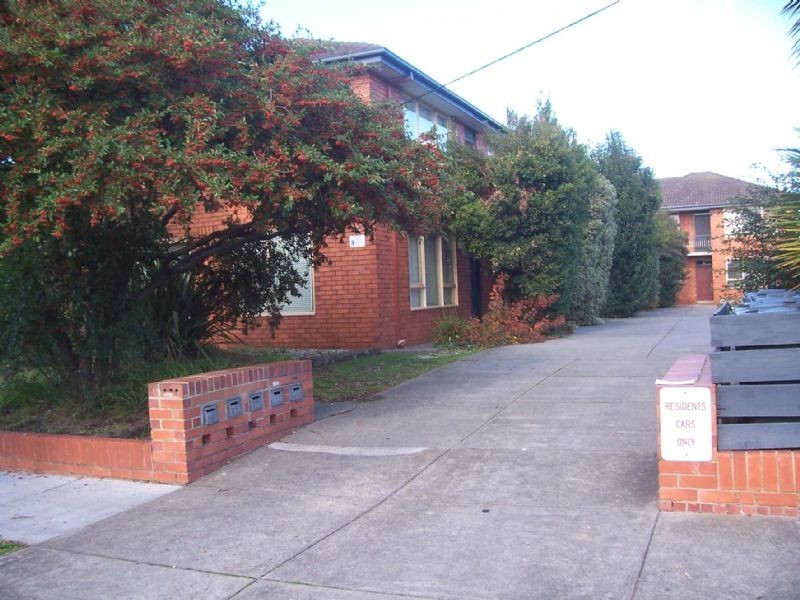 8/8 Waratah Avenue, Glen Huntly VIC 3163