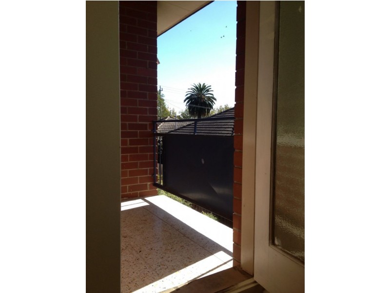 8/32 Royal Avenue, Glen Huntly VIC 3163