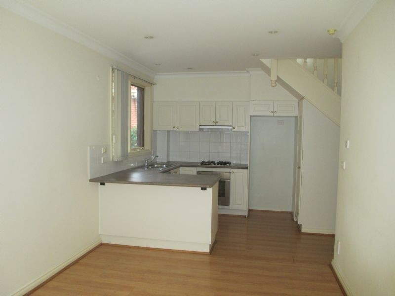 1/33-35 Woodville Avenue, Glen Huntly VIC 3163