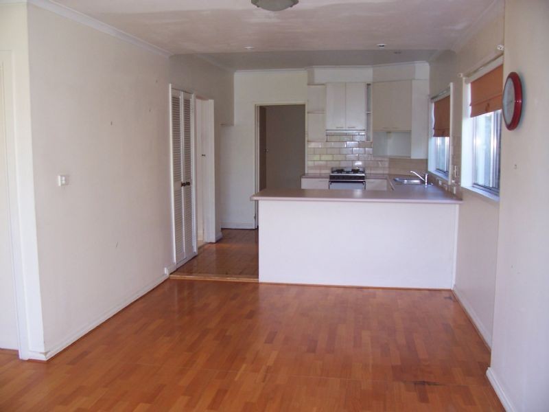 25 Carlyon Street, Ormond VIC 3204
