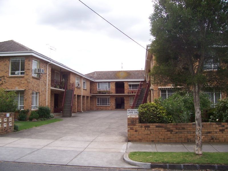 11/22 Roseberry Grove, Glen Huntly VIC 3163
