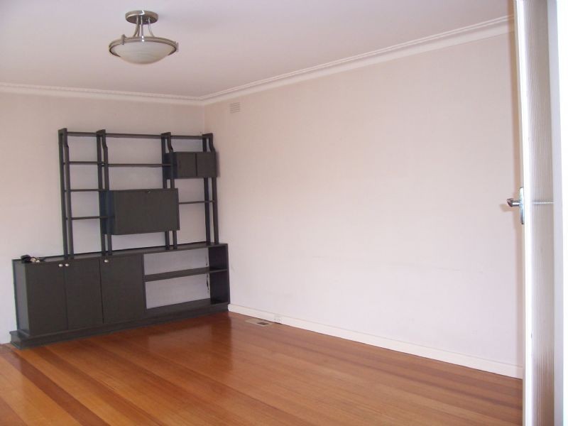 4/7 Waratah Avenue, Glen Huntly VIC 3163