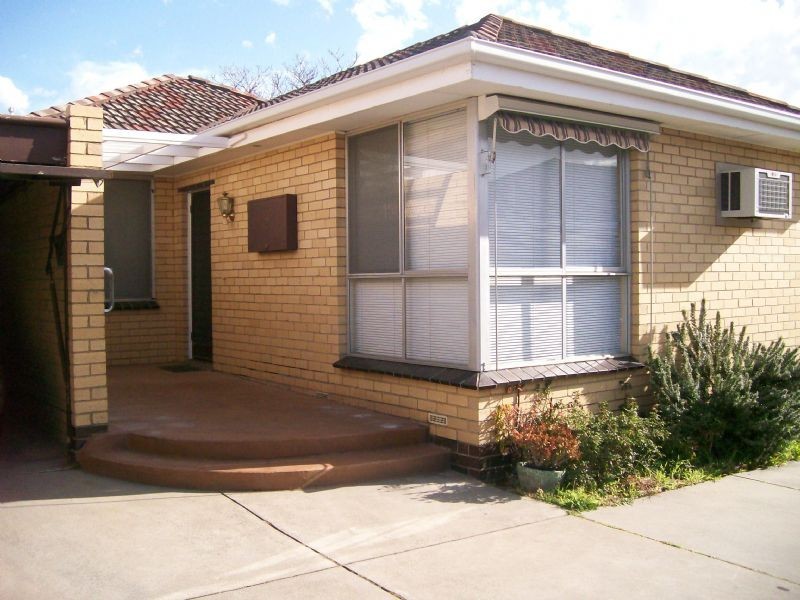 2/27 Ulupna Road, Ormond VIC 3204