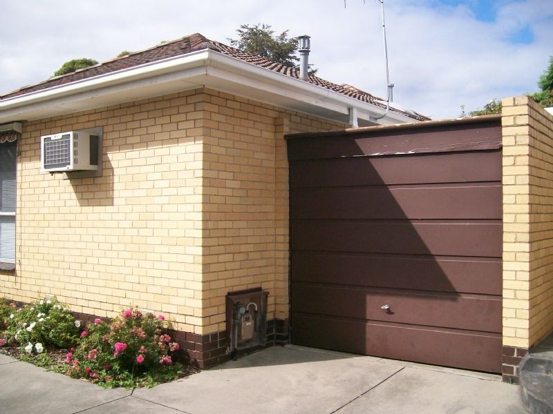 2/27 Ulupna Road, Ormond VIC 3204