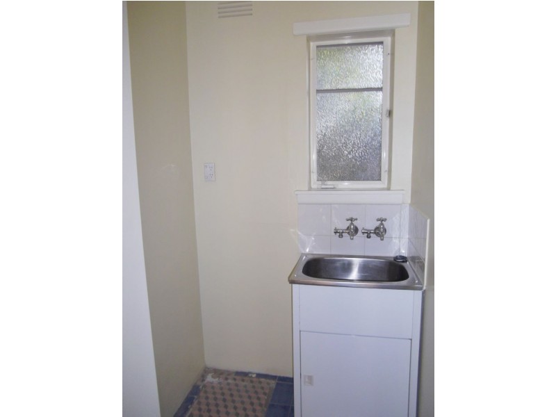 10/22 Roseberry Grove, Glen Huntly VIC 3163