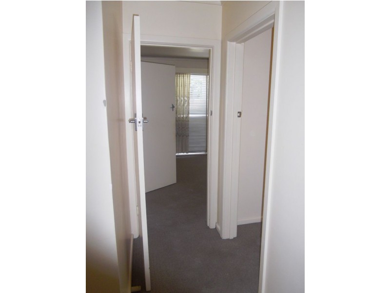 1/9 Parton Court, Carnegie VIC 3163