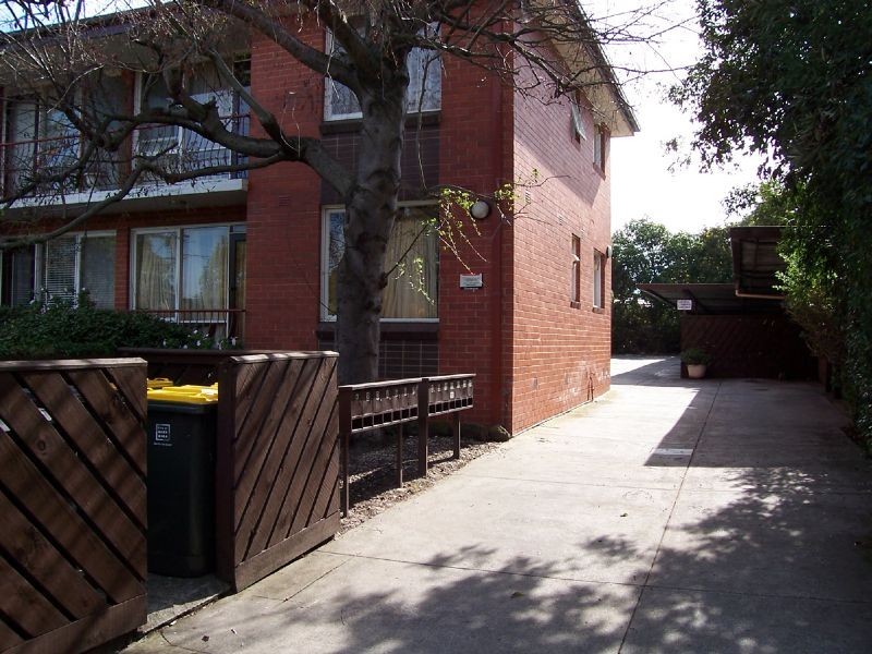 8/19 Holloway Street, Ormond VIC 3204