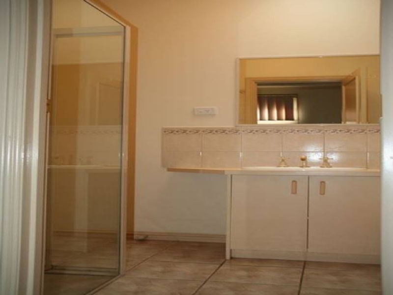 2/4 Marma Road, Murrumbeena VIC 3163