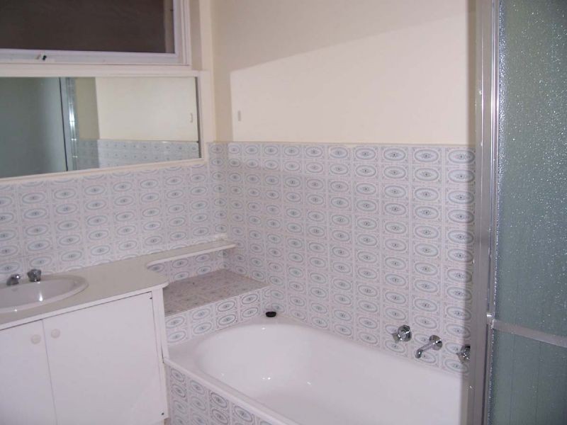24A Hall Street, Mckinnon VIC 3204