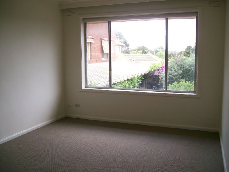 4/23 Elizabeth Street, Bentleigh East VIC 3165