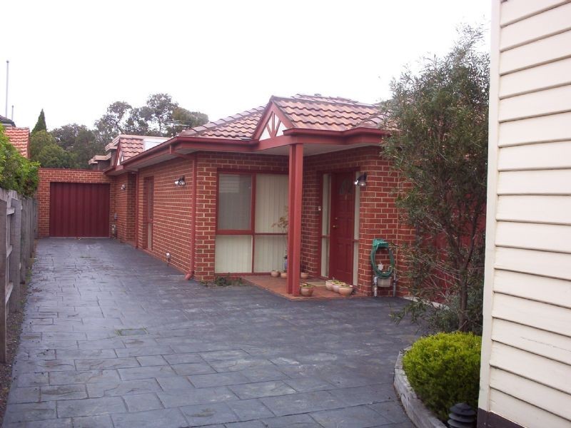 2/62 Lillimur Road, Caulfield VIC 3162