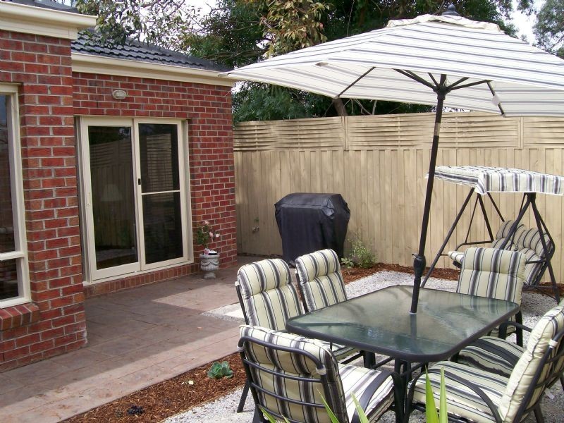 11a Nicholls Road, Ormond VIC 3204