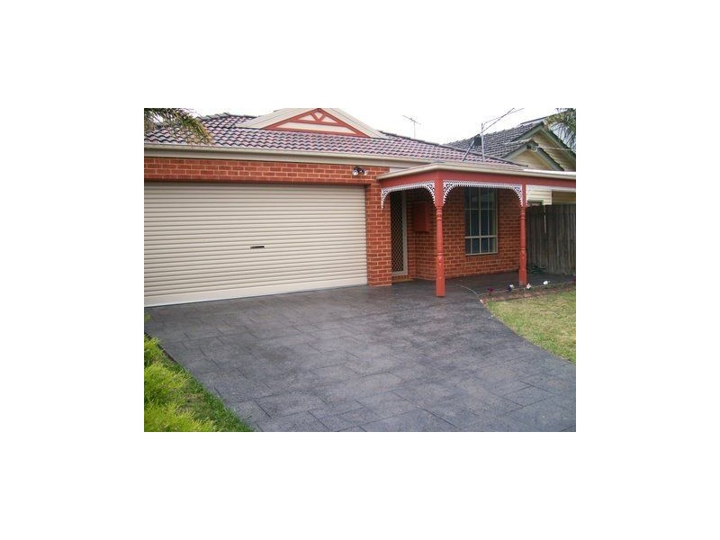 44 Toolambool Road, Carnegie VIC 3163