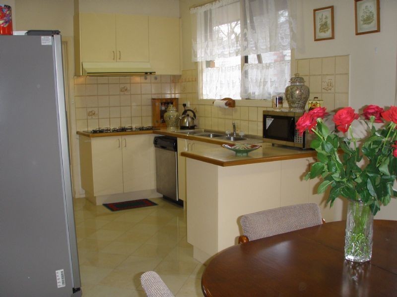 2/149 Grange Road, Glen Huntly VIC 3163