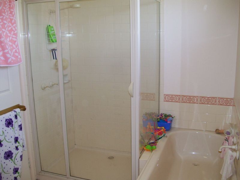 2/80 Oakleigh Road, Carnegie VIC 3163