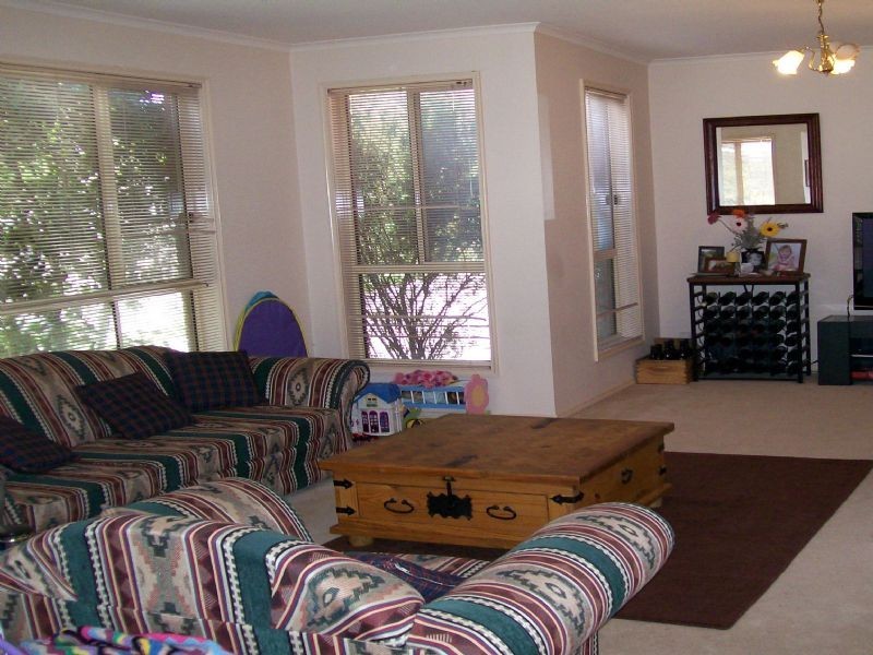 2/80 Oakleigh Road, Carnegie VIC 3163