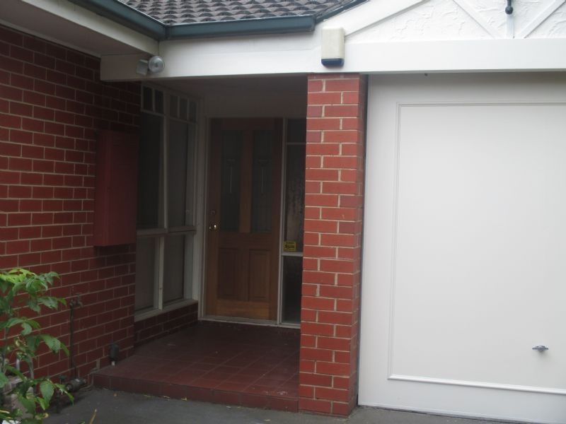 3/2 Victory Street, Murrumbeena VIC 3163